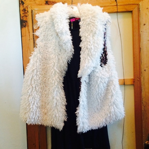 Off-white fur vest