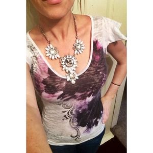 Adorable printed burnout tee 💗