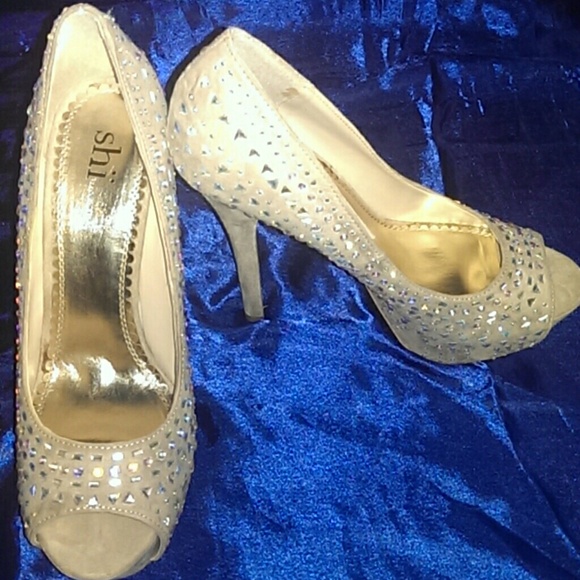 Studded Beige Heels from Shi.