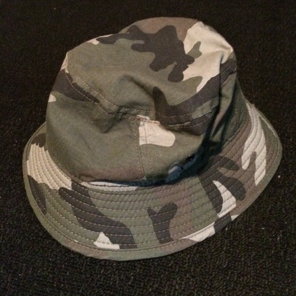 camo bucket hat