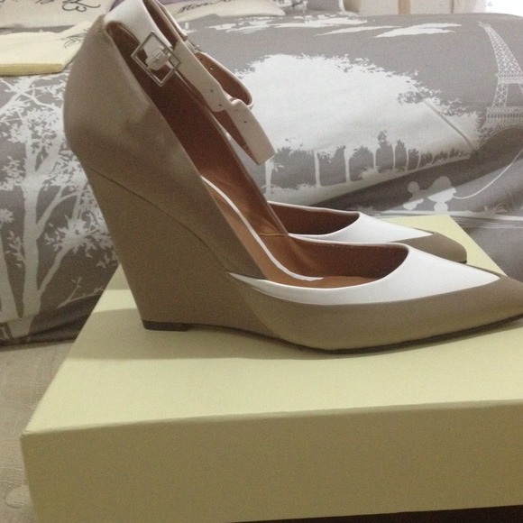 Rachel Roy wedges - Picture 4 of 4