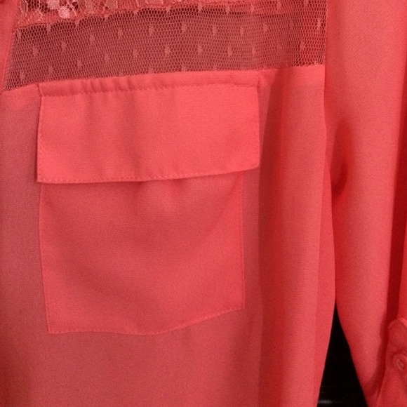 Coral Chiffon & Lace Blouse. EUC Size Small - Picture 4 of 4