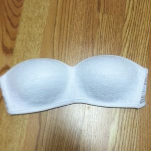 Medium VS padded lace bandeau