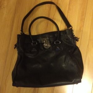 Limited edition all black Micheal kors purse