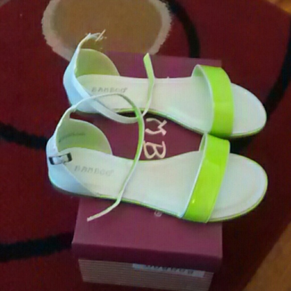 Shoes - Picture 2 of 3