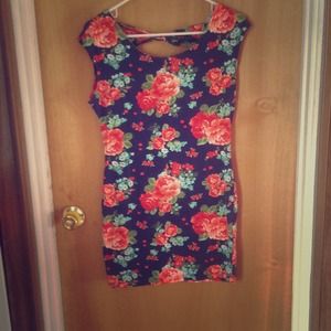 Forever 21 bow back floral body con dress
