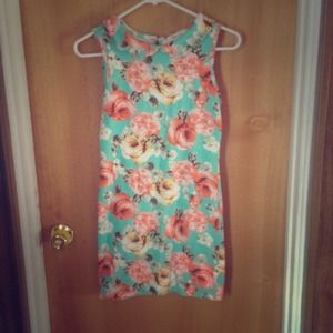 Forever 21 floral body con dress