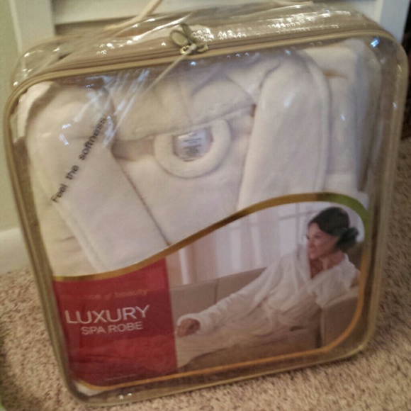 NIB LUXURY Spa Robe.