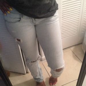 American eagle ripped skinny jeans