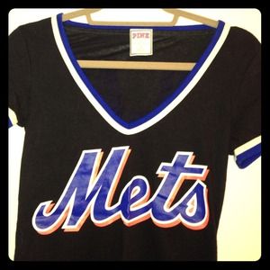 Victoria's Secret Pink Size Small MLB Mets T-Shirt