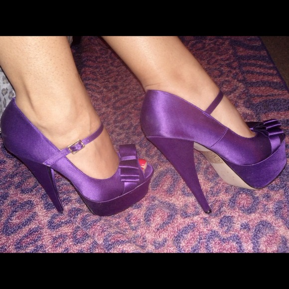 Purple pumps - Picture 1 of 1