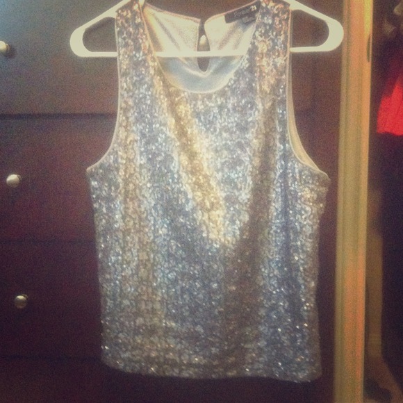 Sequin gray top