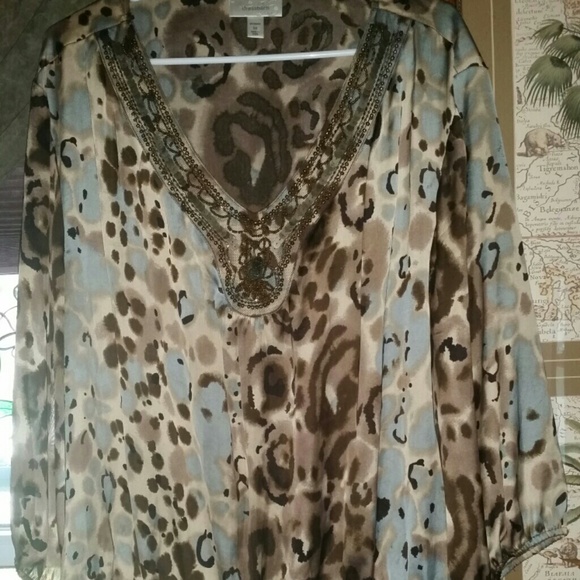 Beautiful dress up or dress down top