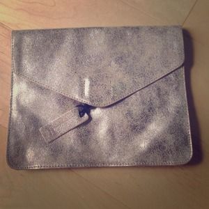 Envelope clutch