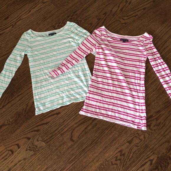 2 American eagle 3/4 sleeve tops