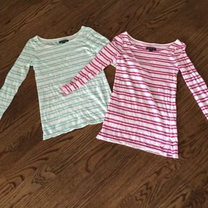 2 American eagle 3/4 sleeve tops