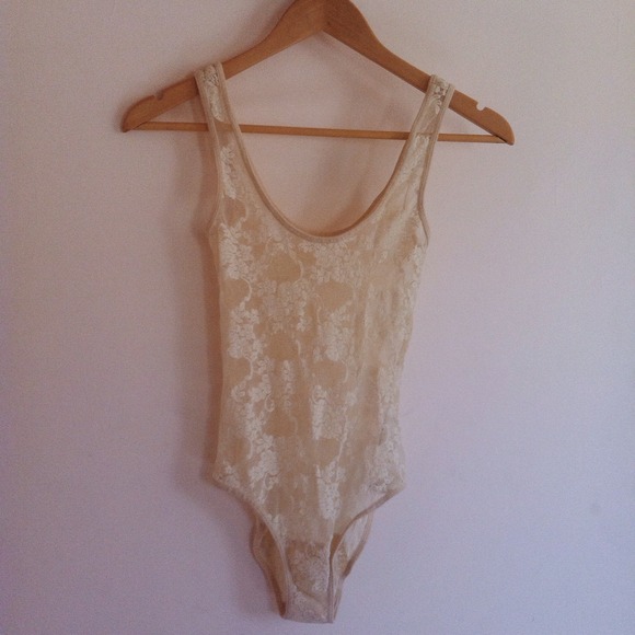 American Apparel Other - BRAND NEW CREAM LACE BODYSUIT