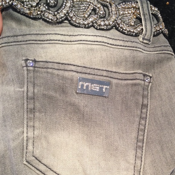 Met Injeans. Limited Collection. Removable belt. - Picture 2 of 4