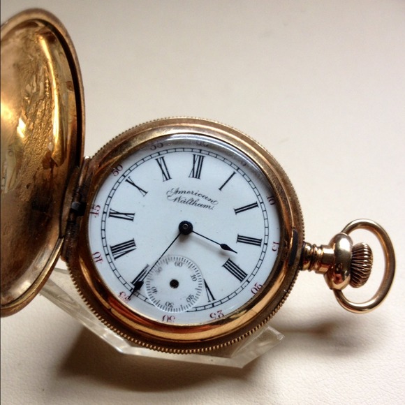 American Waltham Accessories - Antique American Waltham ladies pocket watch.