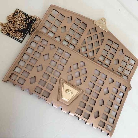 Sold - Picture 3 of 3