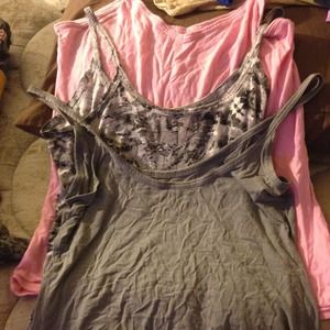 Bundle of 3 Tank Tops!