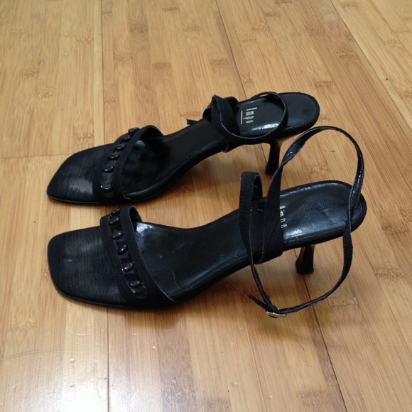 Leather & Silk Sandals 7.5 - Picture 2 of 3