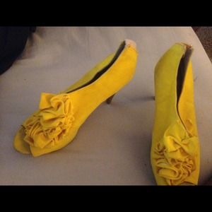 Qupid yellow booties