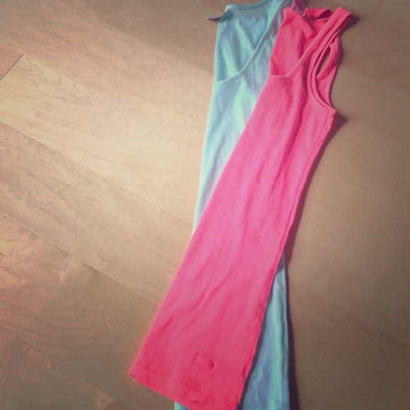 Pink by VS ribbed tank bundle!
