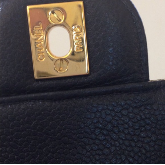 SOLD SOLD SOLD 🎈HP🎈 *RARE*CHANEL LGE 2  in 1 Bag - Picture 3 of 4