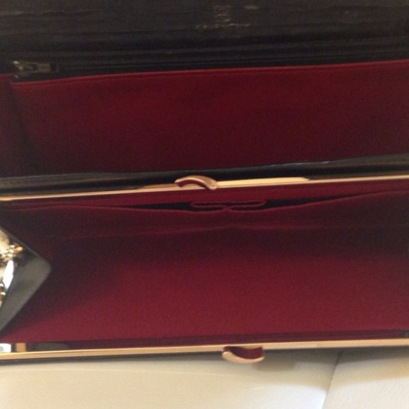 SOLD SOLD SOLD GIVENCHY RARE VINTAGE PURSE WOW!! - Picture 3 of 4