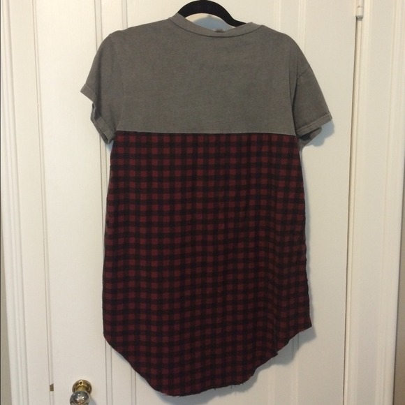 Urban outfitters crop top