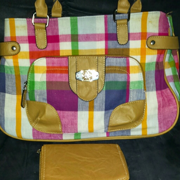 bright colors tote with leather.