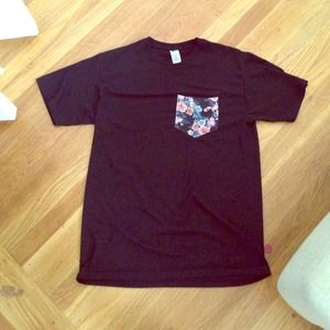 Oversized pocket tee