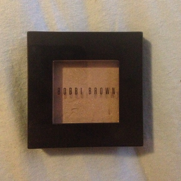 Bobbi Brown eyeshadow