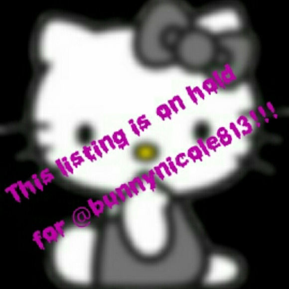 This listing is on hold for @bunnynicole813!