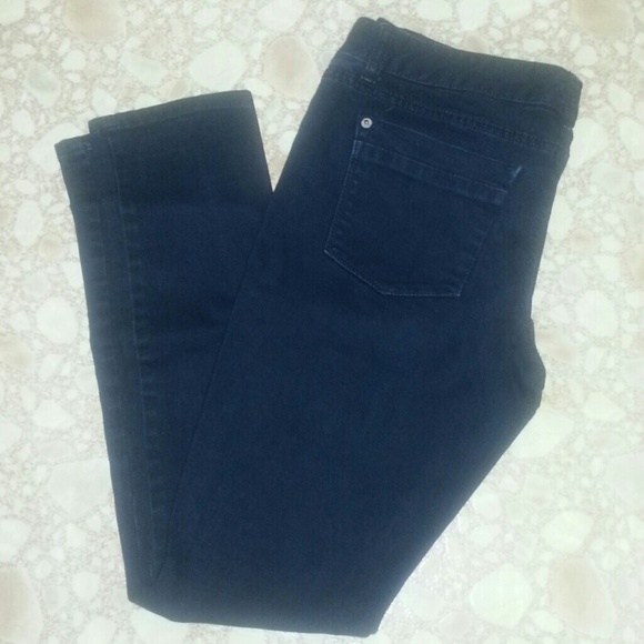 Black skinny jeans