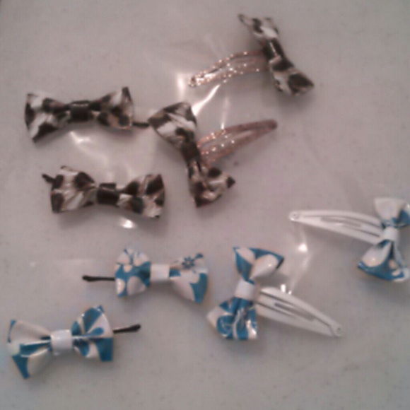 Duct tape bows