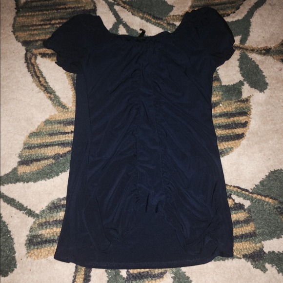 Two shirts! - Picture 2 of 4