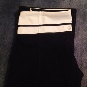 Lululemon cropped leggings