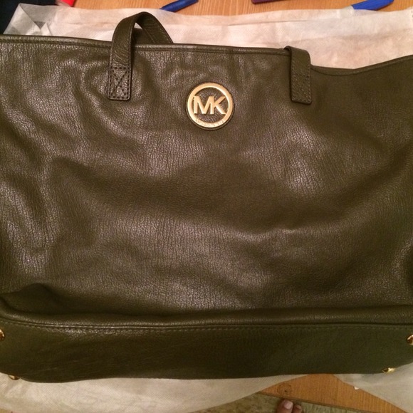 Large michael kors tote