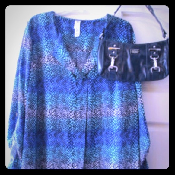 🚫SOLD ON EBAY🚫 PURE ENERGY SNAKE PRINT TOP