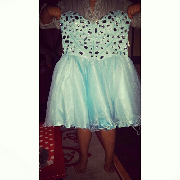 Homecoming Dress - Picture 1 of 1