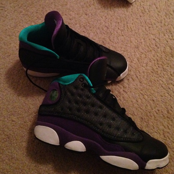 Jordan 13s Grape 6.5y