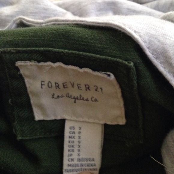 📦SOL! ‼️Military-like hoodie 👍 - Picture 3 of 4