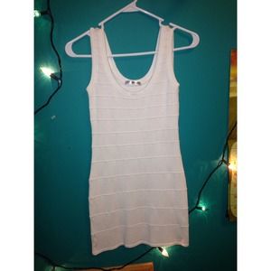 Bandage body con dress