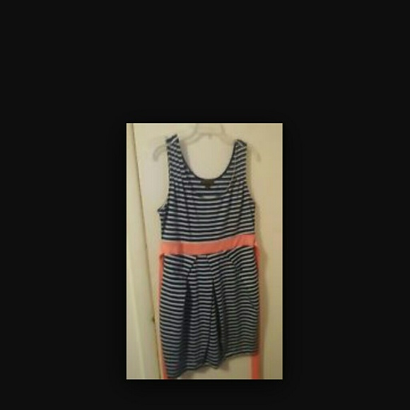 SOLD - Picture 3 of 4