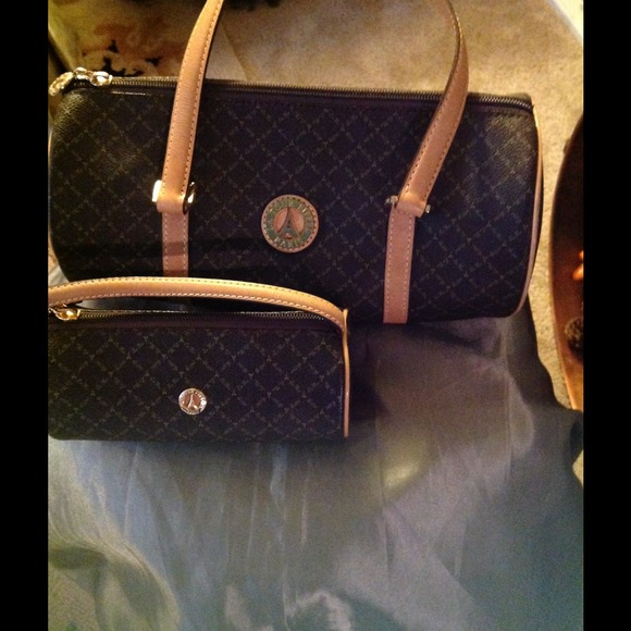 LATOUR EFiFEIL 1887 HANDBAGS