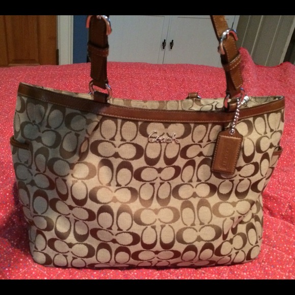 Coach tote