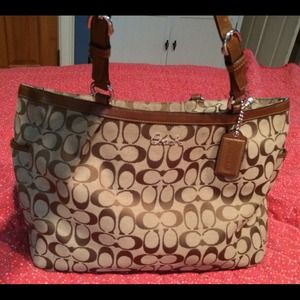 Coach tote