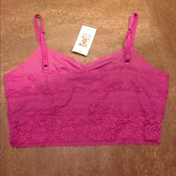 Pink crop - Picture 3 of 3